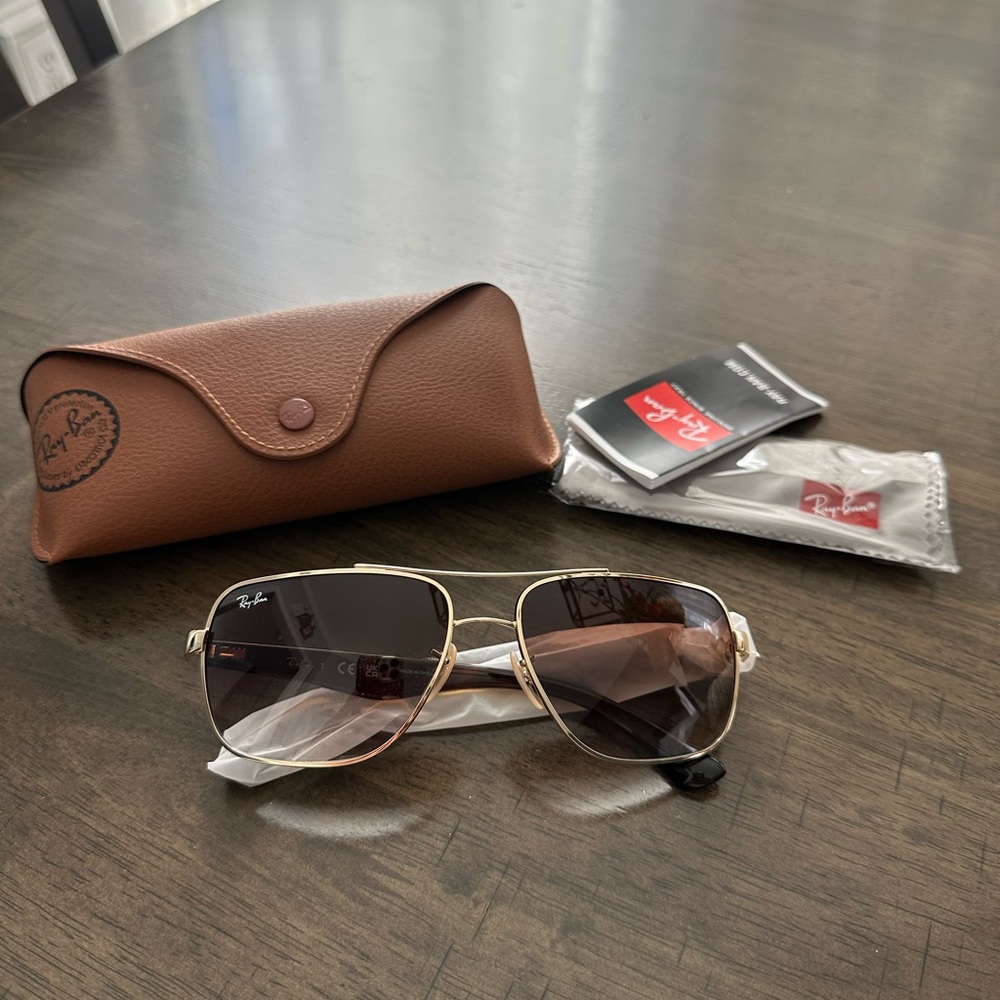 Ray-Ban Gold Frame Sunglasses with brown Lenses